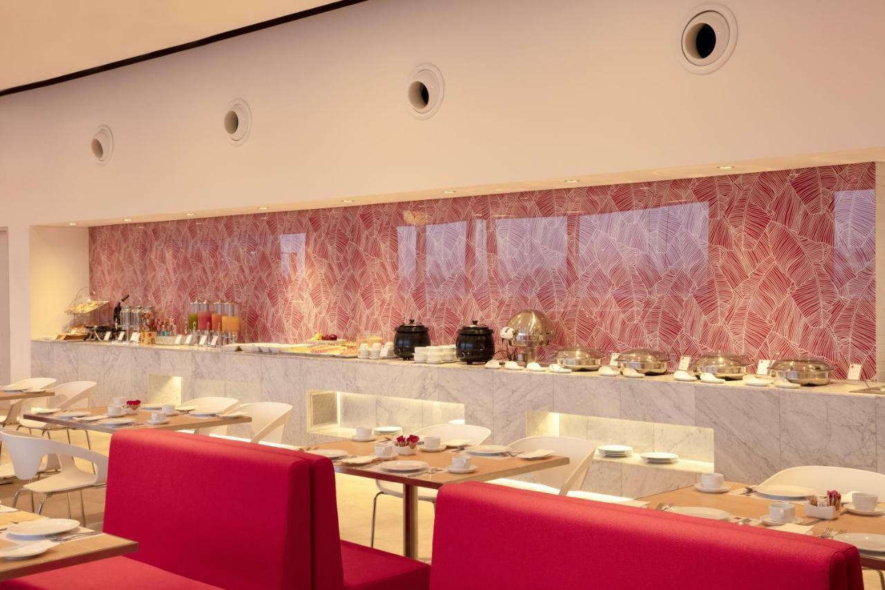 Fiesta Parque Hotel 4*